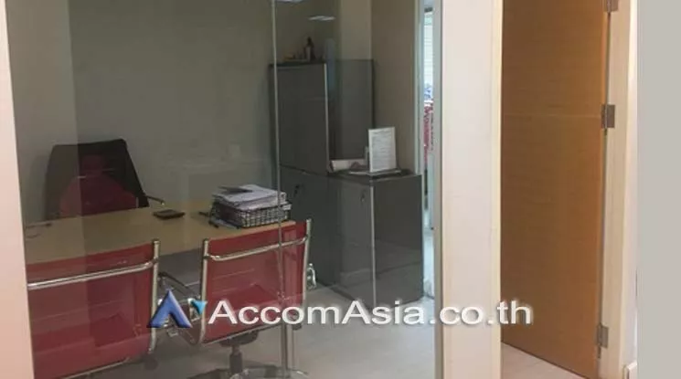  1  Office Space For Rent in  ,Samutprakan BTS Bang Na AA19056